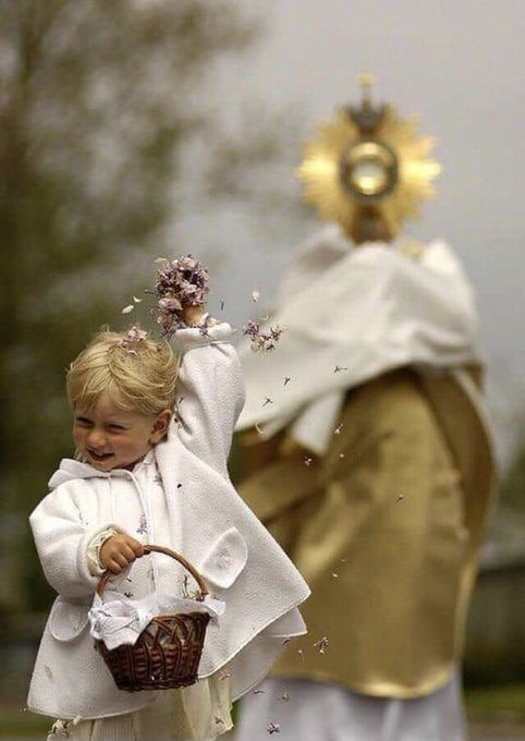 liderSanAlfonso's tweet photo. Cantemos al Amor de los amores… https://t.co/a3n0u618Jm