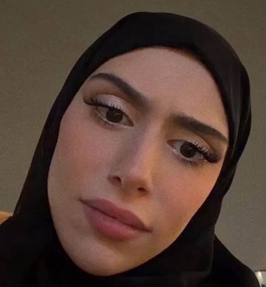 RAH3F4's tweet photo. - عمتكم اسراء 💅😭💕😵‍💫 https://t.co/TA0fcZI7P5
