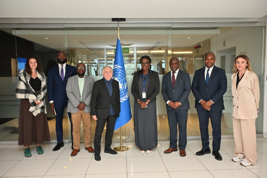 ECA_OFFICIAL's tweet photo. In today’s bilateral meeting, @JeanTodt and @mamakeita_mama underscored the need for stronger collaboration, greater awareness, and improved education and infrastructure to advance road safety across Africa.
#RoadSafety #UNECA https://t.co/PnjMFGdeDR
