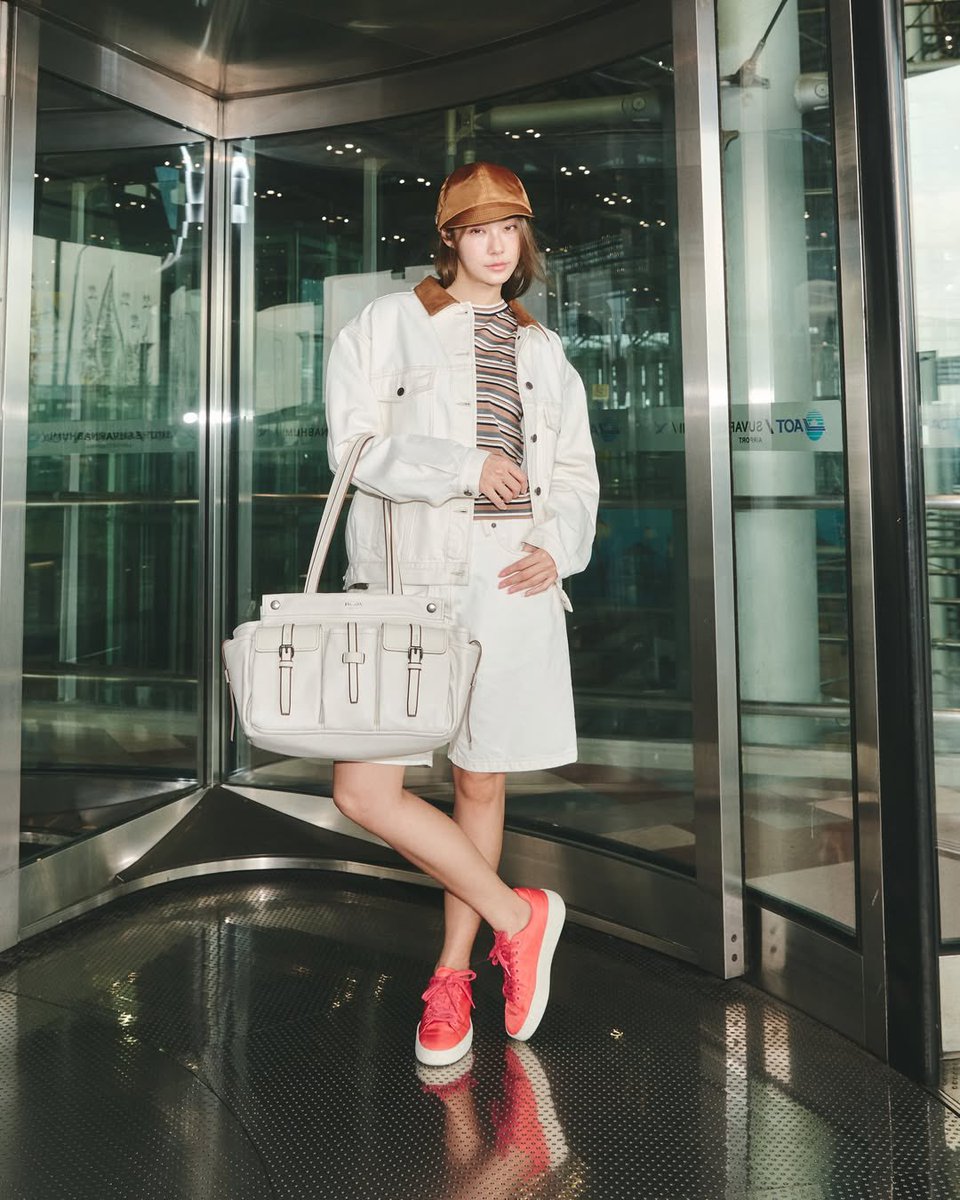 L'Officiel Thailand tweet media