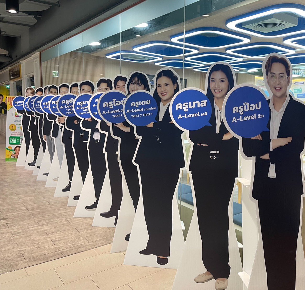 ปาดังส์โรตีชาชัก tweet media