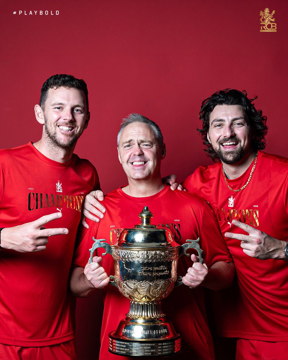 RCBTweets's tweet photo. drop the mic, hoff. 🫳🎤 https://t.co/SqFqOn43TE