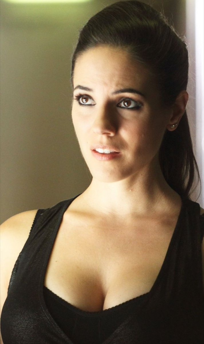 Alinasnowvx's tweet photo. Anna silk at 42 proof that beauty only levels up ❤️‍🔥 https://t.co/hf9sqBLeNV