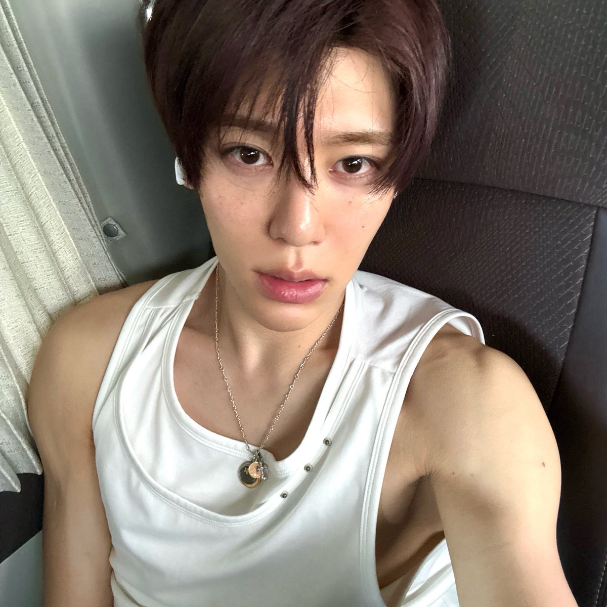wishion_lov3's tweet photo. 여러분들 오랫만…진짜 현생이 너무 바빠서 거의 한달만인거 같은데..다들 나 기억하려나.?? https://t.co/5DNzRPC53a
