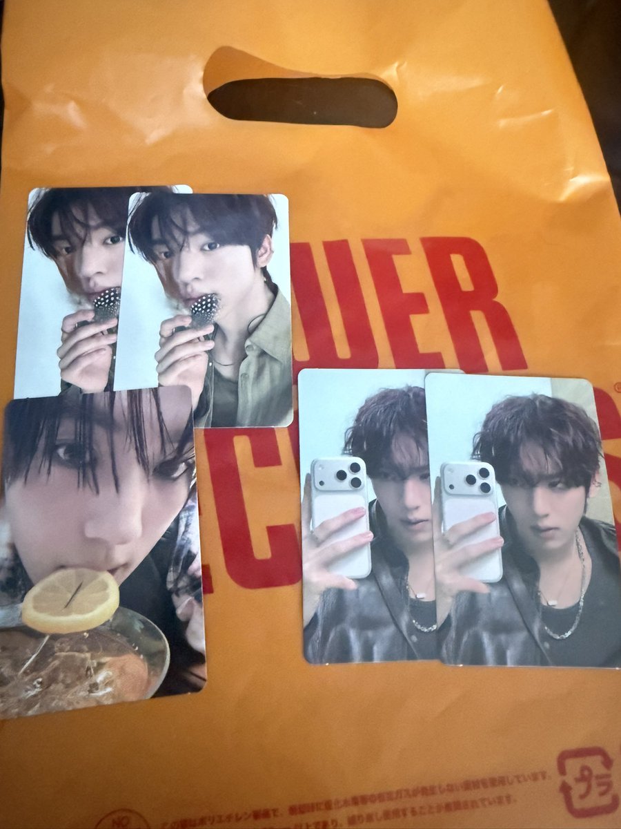 Ricky_00520's tweet photo. AND2BLE Curiosityトレカ 交換 タワレコ  渋谷 封入 ラキドロ

譲) ジャンハオ、スンオン、ギュビン、ユジン

求)リッキー(同種優先)

横浜6/30手渡しor郵送📮

お気軽にお声がけください🍀

#AND2BLE交換 https://t.co/3xal3X4E7l