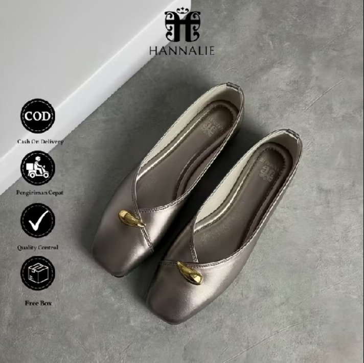 ocnwavesrain's tweet photo. flatshoes brand lokal super cantik, chic and cute 🩰🩵🦋🌸🌷🫧🧸☁️🍒 https://t.co/hRHlN0nUQm