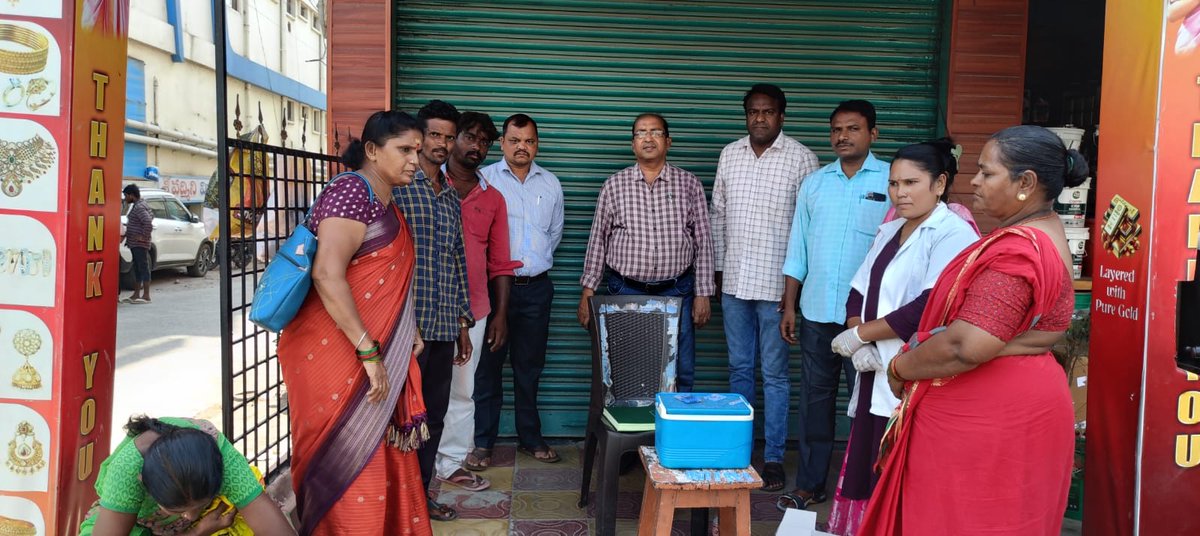 DistrictJagtial's tweet photo. In the part of TB MUKTH BHARATH ABHIYAN, camp conducted at Labour Adda, Near New Bustand Jagtial attended by Deputy DMHO Dr N srinivas sir and NTEP &amp; ICTC Staff https://t.co/8HCu6gVdUU