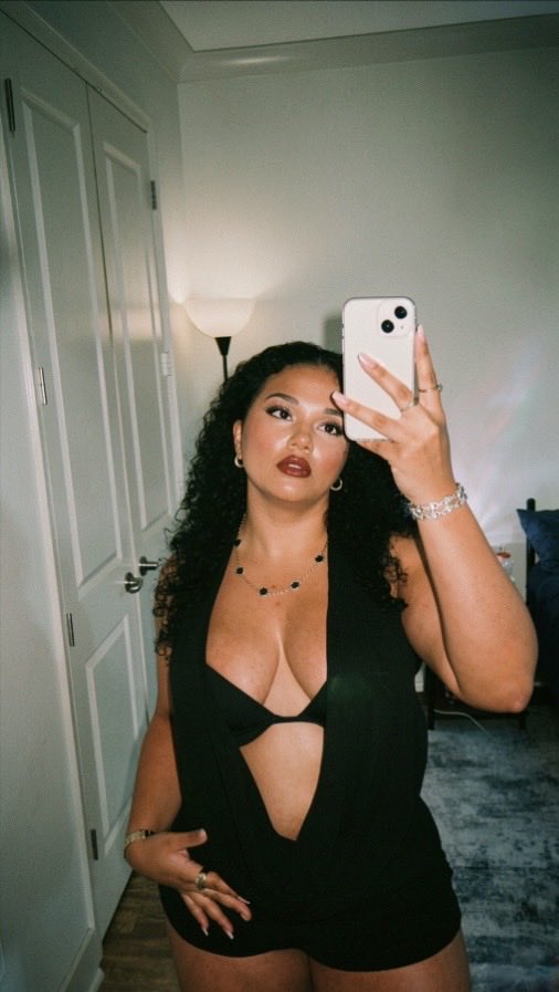 beeeangelique's tweet photo. 🏹🖤 https://t.co/MNsmjynSBU
