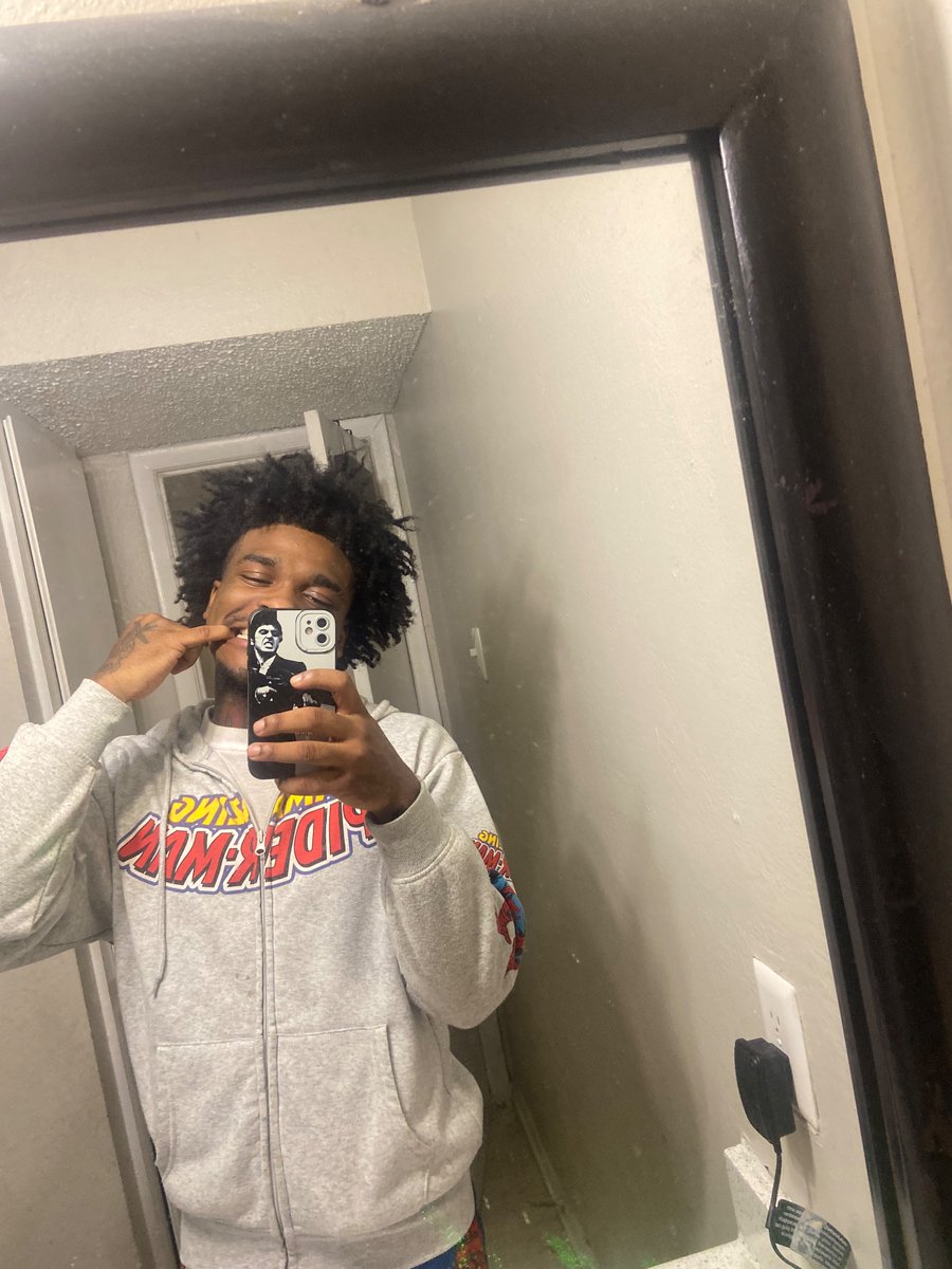 214 Shitt tweet media