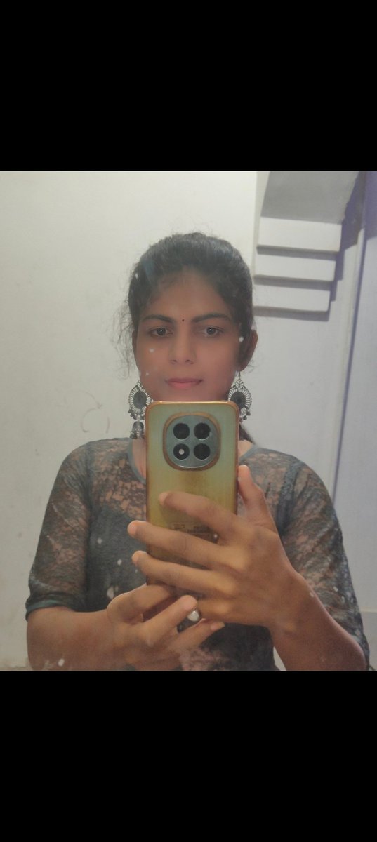 GIW_Deepshikha's tweet photo. "मंज़िलें भी जिद्दी हैं, रास्ते भी जिद्दी हैं,
देखते हैं कल क्या होगा, हौसले भी तो जिद्दी हैं!"👍 https://t.co/xgnCAolMDE