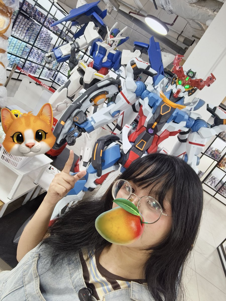 Noch404's tweet photo. hari ini bakalan jadi host di Shopee Live Multitoys! gasss siapa tau dapet promo dan voucher yang bisa di claim ✨ https://t.co/nervg5Cmxa
