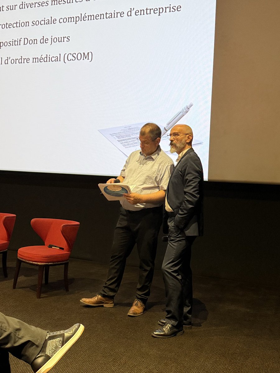 CFECGC_RATP's tweet photo. 🔵 Retour sur notre Assemblée Générale

Hier, près d’une centaine de participants étaient présents pour l’Assemblée Générale de la CFE-CGC Groupe RATP .

Un moment fort de notre vie syndicale https://t.co/1fxVbKvGHd