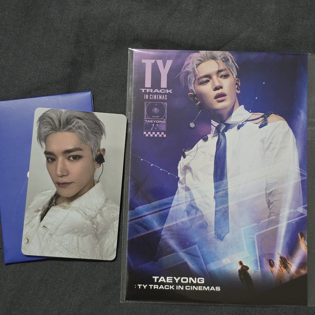 chokaeng's tweet photo. Set การ์ด + โปสการ์ด แทยง Photocard เป็นพลาสติกนะคะ 
#TYINCINEMAS SF ✨️ 250฿ ส่งฟรี
#ตลาดนัดอซท #ตลาดนัดnct #TAEYONG https://t.co/fDiIYDjb0U