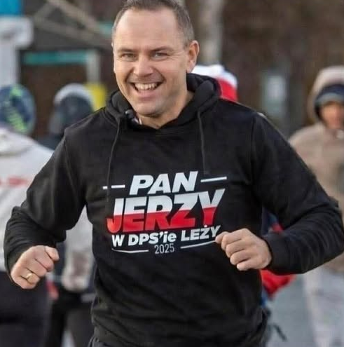 IiDoch's tweet photo. @antybuda Jedyna jej działalność jaką kojarzę to ta, że działając wspólnie i w porozumieniu z Karolem N. zapierdzieliła kawalerkę seniorowi. Ocena działalności - mniej niż zero https://t.co/GHAsR8Ja0O
