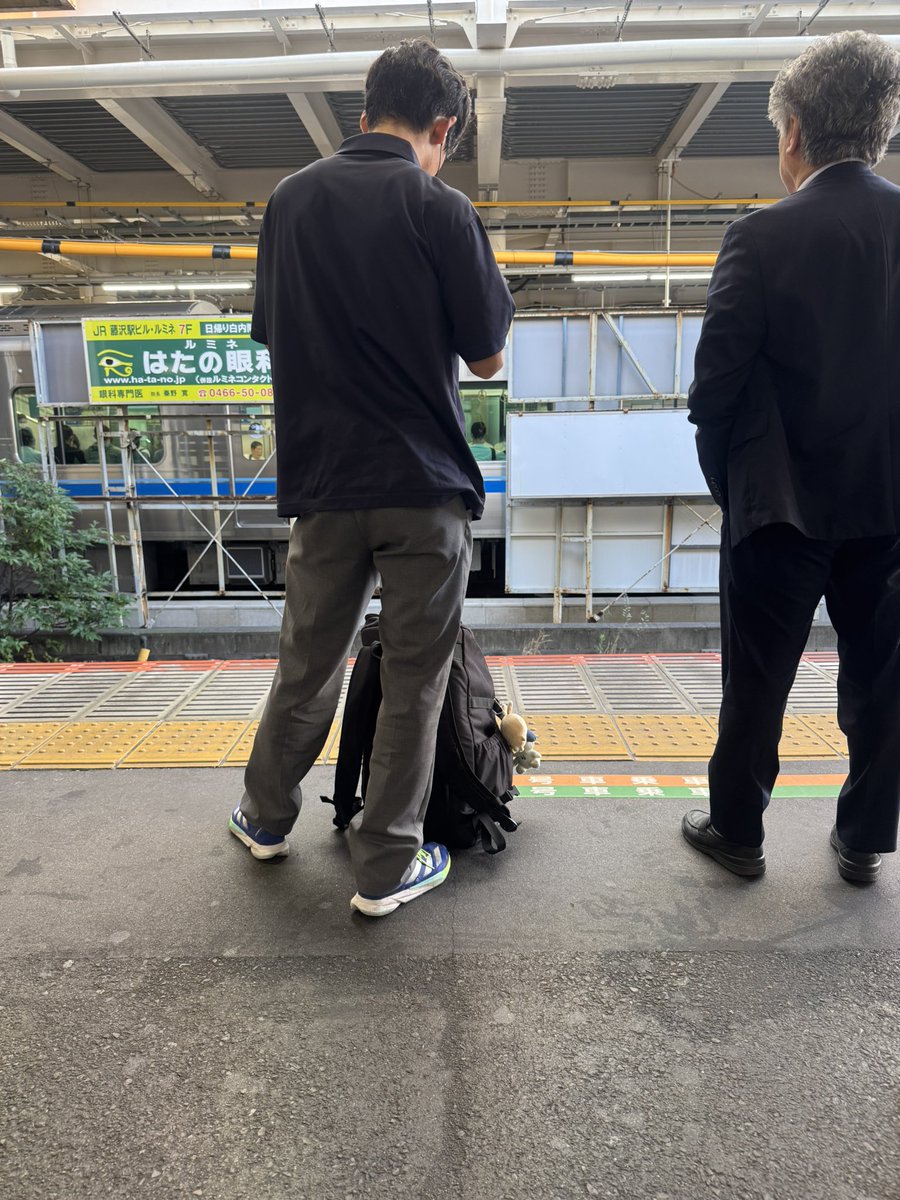 -==≡ｶｻｶｻ ┌( ┐´◉ω◉`)┐ tweet media