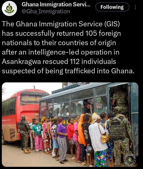 PatrioticMedia1's tweet photo. GHANA: MORE NIGERIANS CAUGHT WITH GHANAIAN PASSPORTS 
The Ghanaian interior ministry has warned against the acquisition of Ghanaian passports after 3 more Nigerians were caught in Saudi Arabia. https://t.co/ziqCa0ZkhI