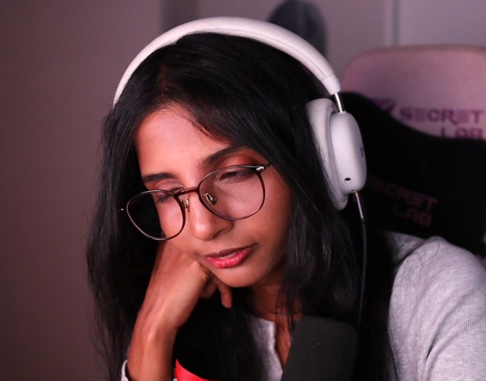 Kirithuu's tweet photo. I streamed yesterday and watched the State of Play literally the day after I returned from my trip and got hit by jetlag ON STREAM

Watching it back rn and Im laughing so hard 😂😂 https://t.co/iABv3VQi2d