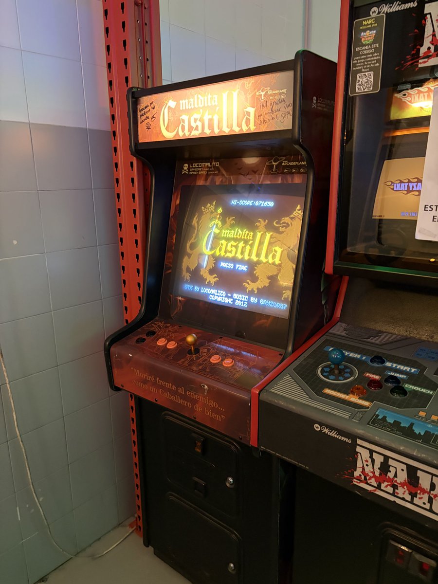 PlayOnRetro's tweet photo. @retroManue @Locomalito @Gryzor87 @PaspallasDev En cabinet todo es mejor!!!! En @arcade_planet hay una muy especial ❤️❤️❤️ https://t.co/GdxjtEGjo3