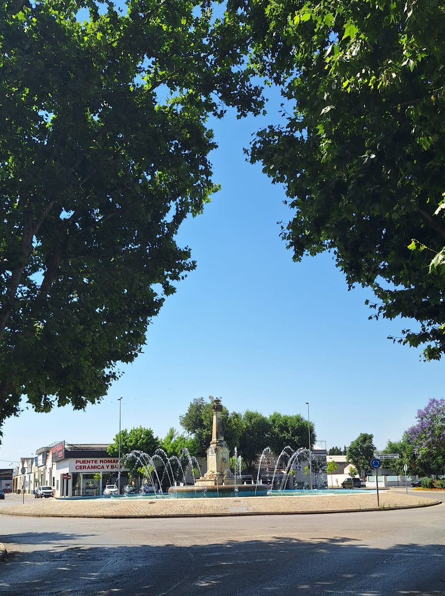 AndujarExpres's tweet photo. Buenos días Andújar, el pronóstico del tiempo para hoy es de cielos despejados con una temperatura máxima de 36°C. Os deseamos feliz miércoles. https://t.co/9UggCCmNpI