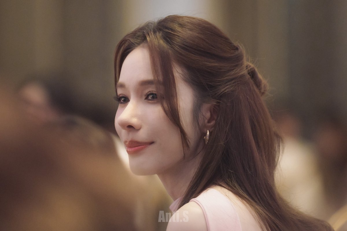 AS_AntiS's tweet photo. 26.05.31 APPLEMIM 1st Wedding Meeting in TAIPEI
好像要哭了🥺🥺🥺🥺🥺

🚫Re-edit &amp; commercial use
🚫禁商用刪改水印‼️

APPLEMIM WEDDING FM IN TAIPEI

#AppleMim1stFMinTAIPEI
#FamePathsitar https://t.co/usUjQxOWdk