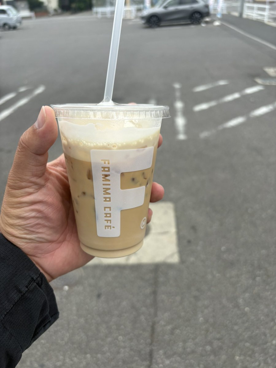この後4時30分からは #福田勝明 ふくちゃんのゆうらぶ🤗 今日のテーマ