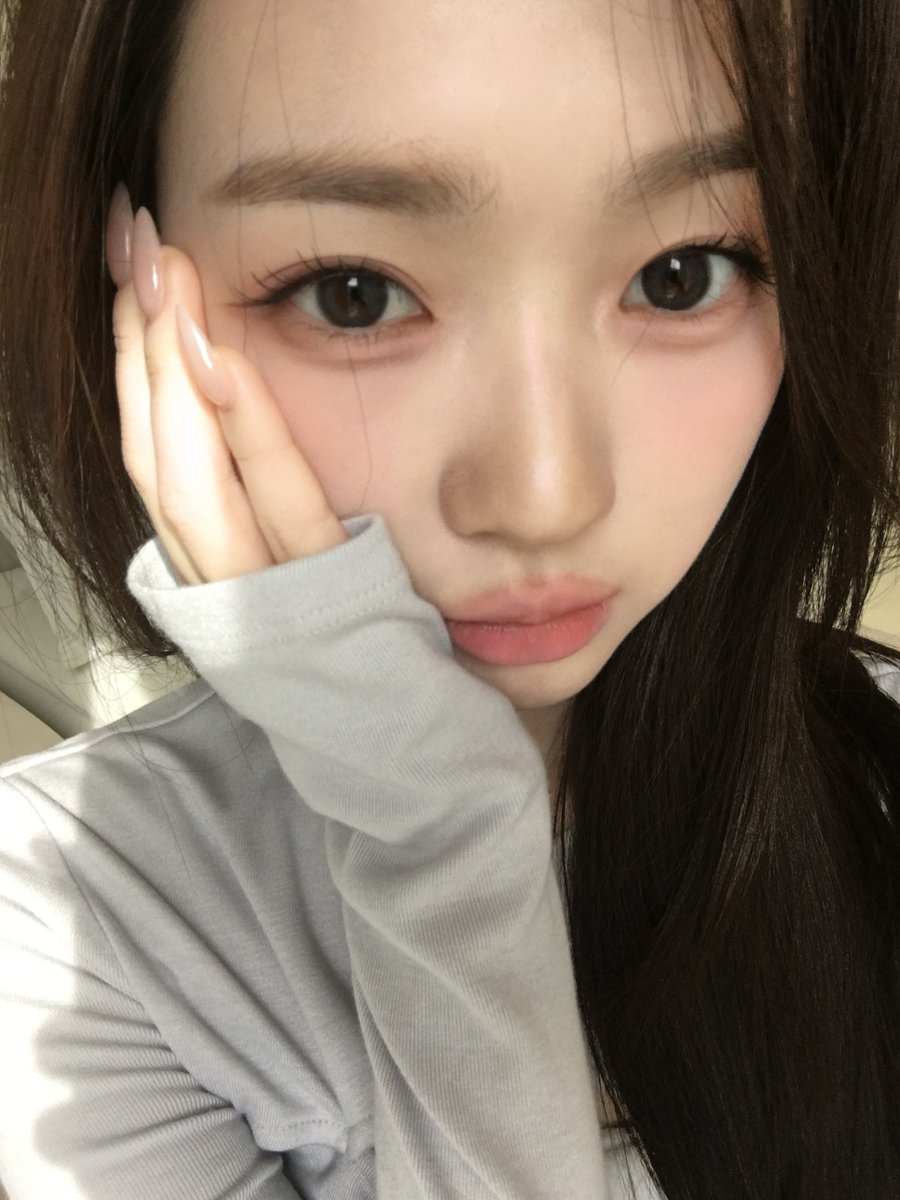 triplescosmos's tweet photo. 긴생머리

#tripleS #트리플에스
#SooMin #수민 https://t.co/9b0Cz62Iiy