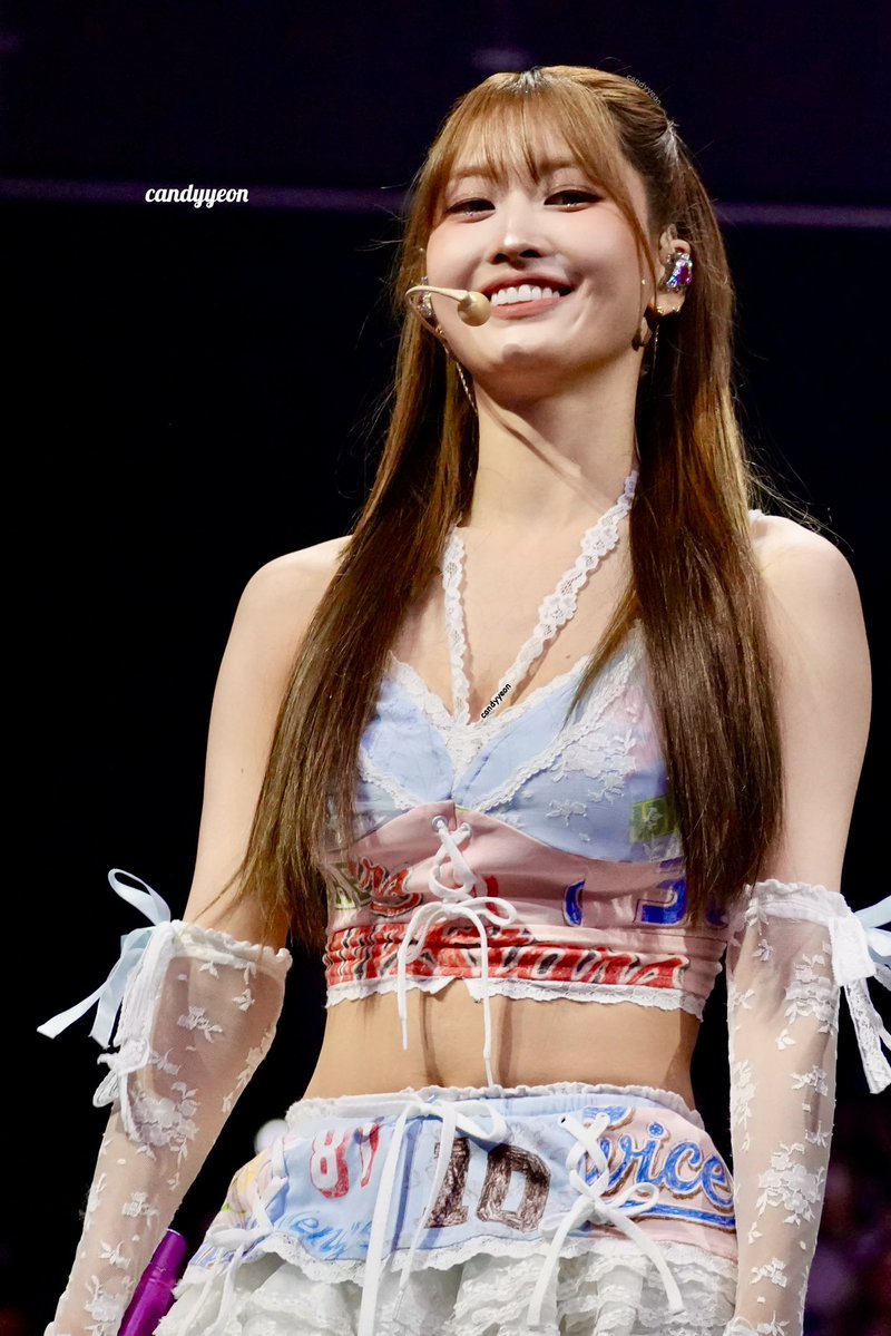 candyyeon_'s tweet photo. 260531 AMSTERDAM

#TWICE #트와이스 #MOMO #モモ #모모 
#TWICE_THISISFOR_WORLD_TOUR https://t.co/CQ0xZeiKPP