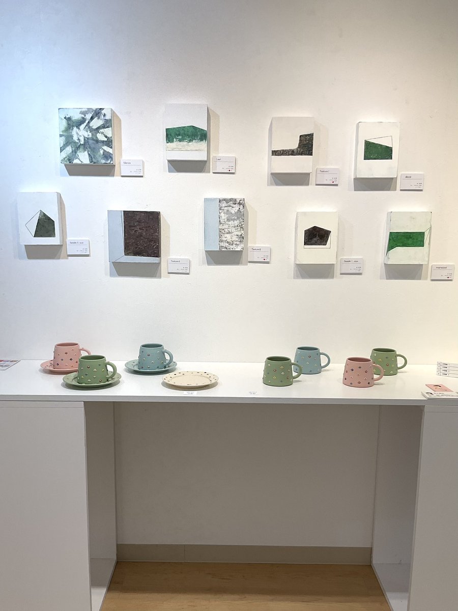 gallery_yuu's tweet photo. 「花と植物展」　鈴まど香さん　展示作品のご紹介です。

植物の概念や要素から発想された作品を、9点展示しております。

本日コーヒースタンドOPENしております ☕️@CAFE_SWORDFISH 

雨上がりのお散歩に、どうぞお立ち寄りくださいませ。

#アート 
#吉祥寺散歩 https://t.co/ZcprvA2k5j