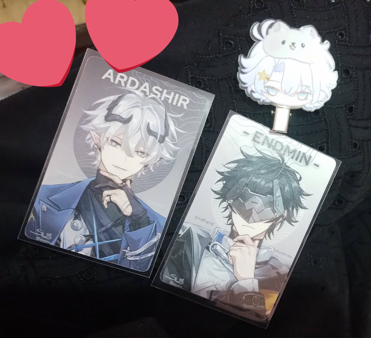 mikaaeraa's tweet photo. Late merch cf post >_<

Thanks kaka admin @heartleafid_twt sudah bantu mulangin pc ardamina dan jepit rambut inonn <3 Barang sampai dgn selamat gada baret sedikitpun krn packagingnya rapih bngt 🤩🤩 https://t.co/fzYG2cc6K1