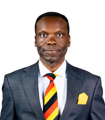 KampalaJournal's tweet photo. Renouncing US citizenship takes 6-12+ months. Adonia Ayebare &amp; Calvin Echodu must file forms, pay a $2,350 fee, do 2 interviews at a US embassy, and prove 5 years of tax compliance.  
They must also pay exit tax for net worth of $ 2M. Did they do all that in record time? https://t.co/e46hvIHvGe