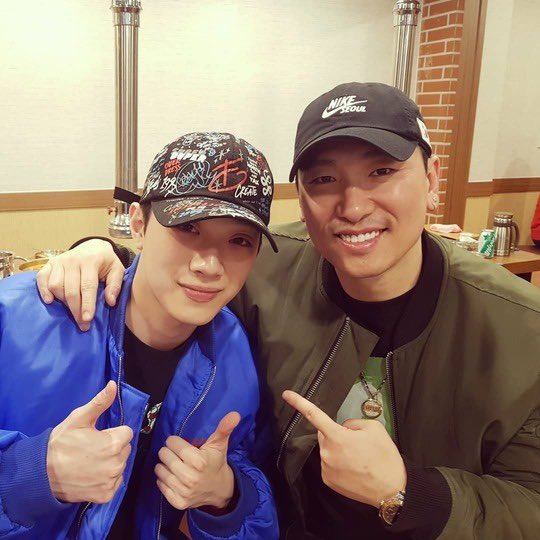 pieone030's tweet photo. 팅팅탱탱 +눈병 https://t.co/NsRBoN78Ij