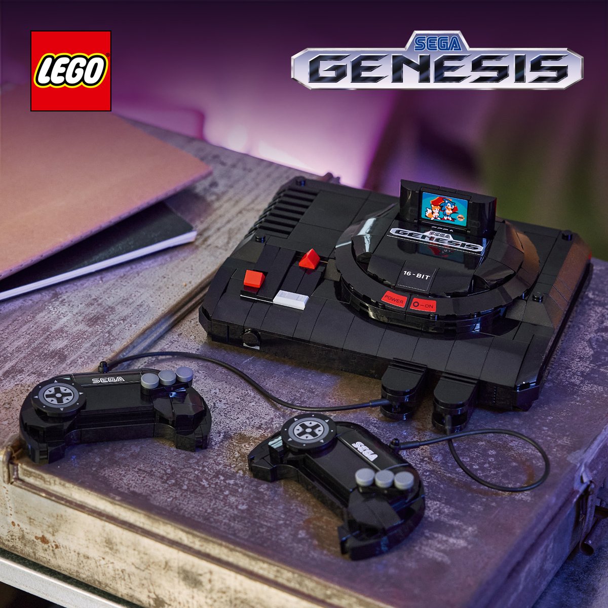 LEGO_Group_JP's tweet photo. ◤ あの名作ゲーム機が
　レゴ ブロックに🎮 ◢‍

ゲームに夢中になったあの頃の思い出がよみがえる🕹️

メガドライブとジェネシスの2タイプから選んで組み立て可能✨

6/1発売
SEGA Mega Drive ゲーム機 40926
🔗https://t.co/kjNs4v1JUZ

#セガ #MegaDrive #メガドライブ https://t.co/uIGG2sVsAG