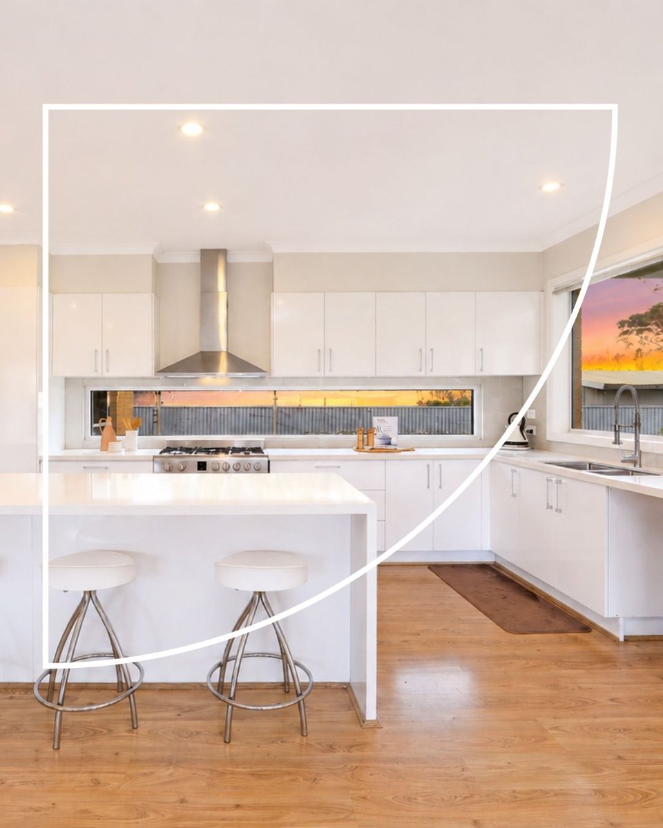 BarryPlantRow's tweet photo. Modern Family Luxury on Half an Acre - 13 Mulcare Street, Nar Nar Goon

6 🛏️ 5 🛀 4 🚗

Sale by SET DATE Tuesday 7th July at 6pm (unless sold prior)

For more information please call Andrew - 0467 447 118 or Gavin - 0419 883 354
https://t.co/YjSafPzgYt https://t.co/QmPb4y7JNb