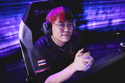 statsmeisterVLR's tweet photo. Youngest Players at Masters London:

🇺🇸 BABYBAY: 30y
🇹🇷 sociablEE: 30y
🇹🇭 Crws: 29y
🇱🇹 Boo: 28y
🇲🇾 d4v41: 27y
🇰🇭 jawgemo: 26y
🇺🇸 Ethan: 26y
🇺🇸 brawk: 25y
🇹🇼 WsLeo: 25y

So many young players.... Valorant's future is bright https://t.co/gY8SUfouyE