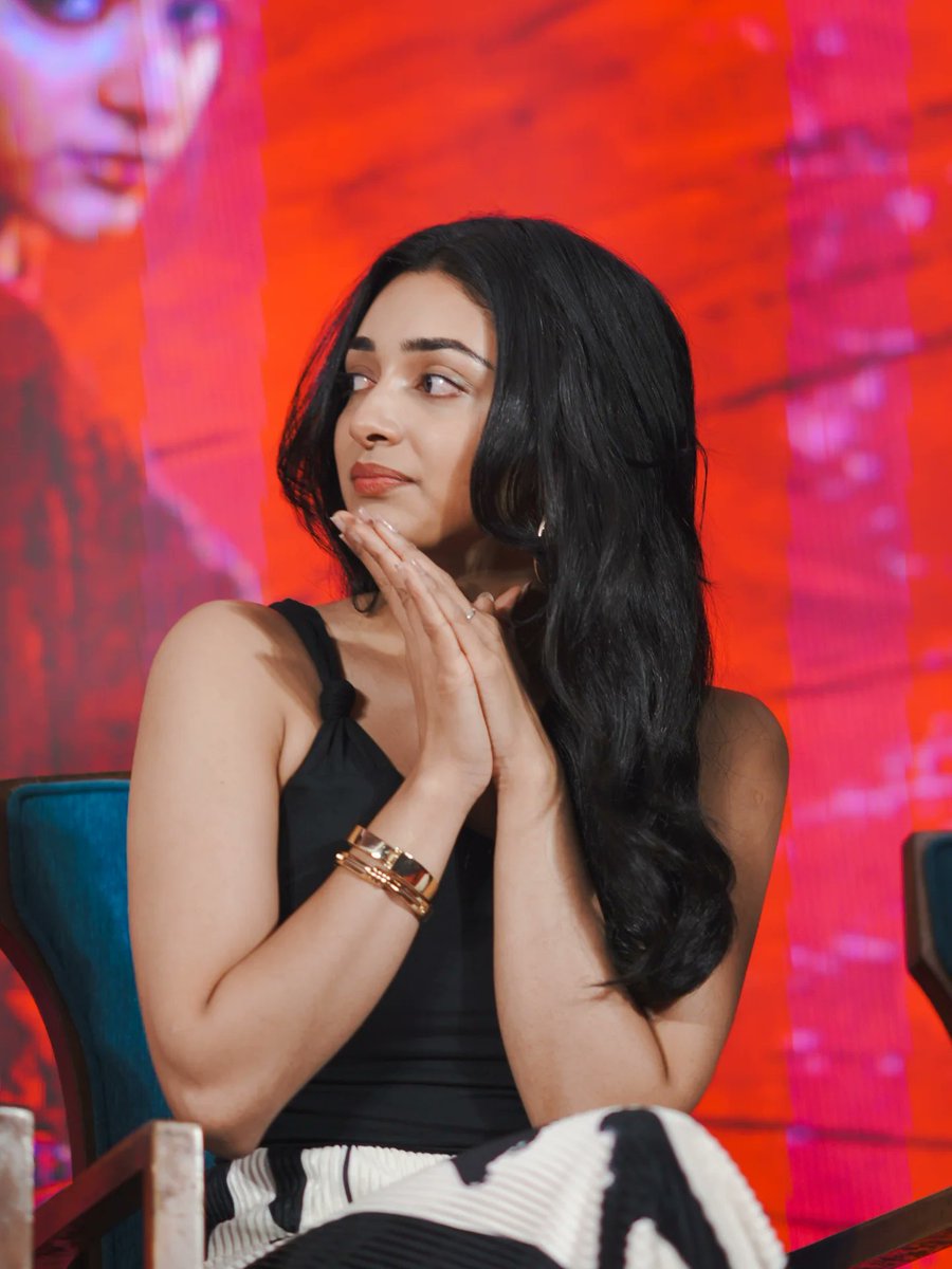 filmcrazymedia's tweet photo. #PreityMukhundhan ❤️ https://t.co/JHETDKNHUM