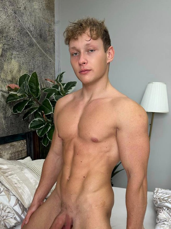 Astixlexp's tweet photo. I’m in one of those moods where I just want to be teased slowly and thoroughly. Think you’d know exactly how to do that? https://t.co/MkOH9PCqCu