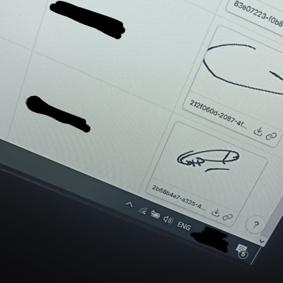 amai__emi's tweet photo. I'm crine this is literally someone's signature from work 😭 https://t.co/O569iv2Uc3