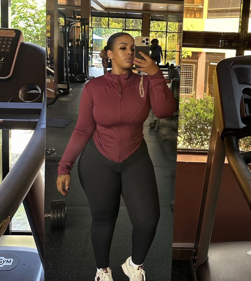 Ainebyoona78920's tweet photo. Define growth 2019         Vs.          2026 https://t.co/FmELv4o9c8