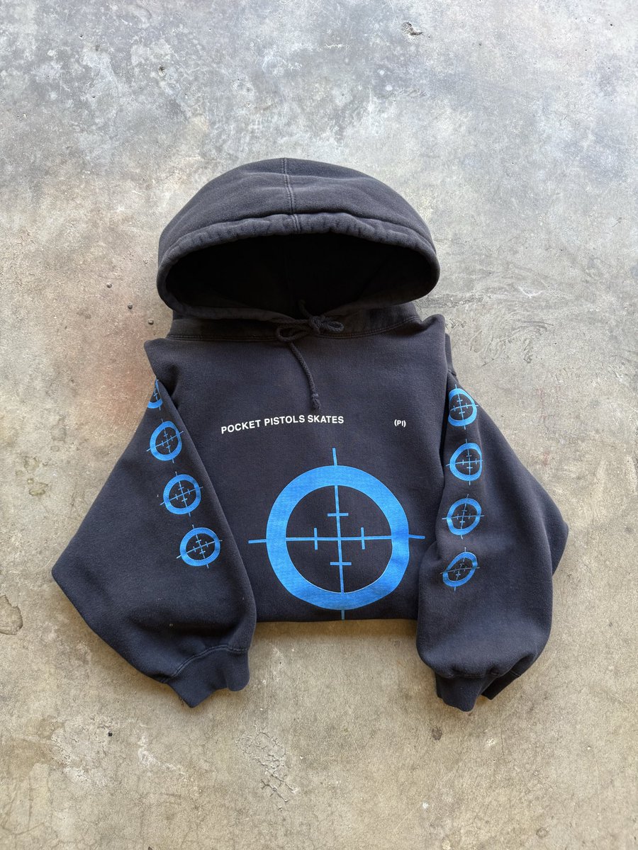 FuckDev1n's tweet photo. https://t.co/o6jptIWmf7