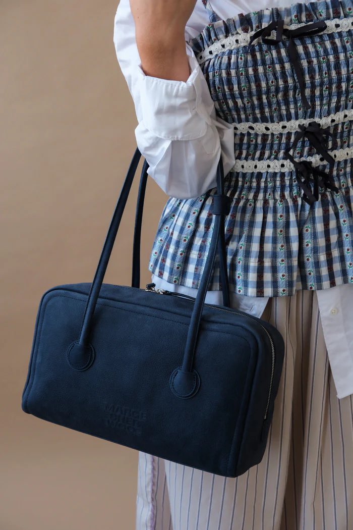 vikaandina's tweet photo. girls aku jual tas marge sherwood jauh bgt dari harga beli, yuuuk bungkus https://t.co/24GcZAHgQU