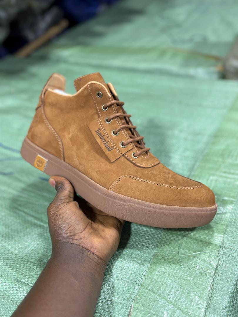 256Sneakertopia's tweet photo. Sizez 40 to 45 

200,000ugshx per pair 

Follow the SNEAKERTOPIA FAMILY channel on WhatsApp: https://t.co/dGBtvLwj1B https://t.co/p5lF9TIybk