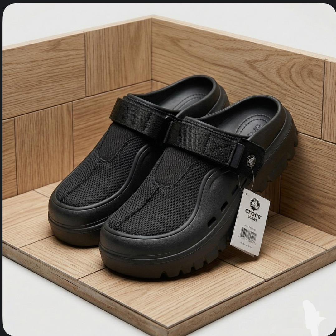bj_vogue's tweet photo. Quality crocs 
Size 40-46
32,000
Delivery is nationwide pick up is available in store https://t.co/OwKiz7RLl9