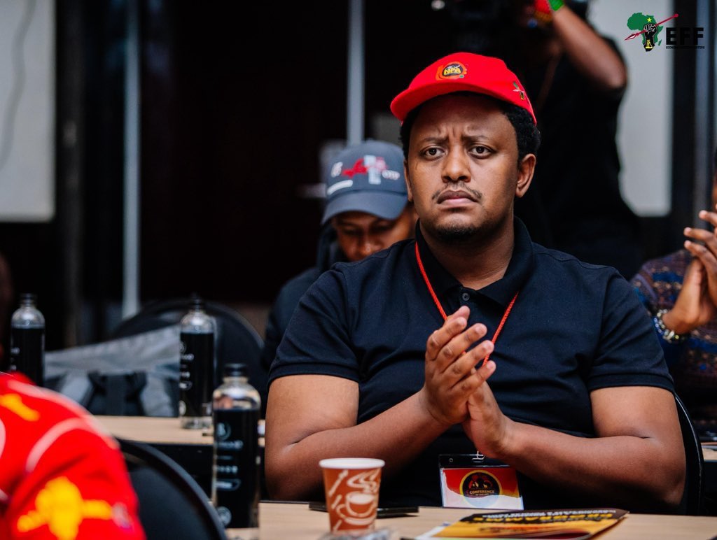 MbhazimawaGaza's tweet photo. Certified scammers who want our votes but hate working for the voters. Do yourself a favour black child, don’t vote for the EFF of Julius Malema that is represented by liars who hate patriotism https://t.co/Ja9scQ00fm