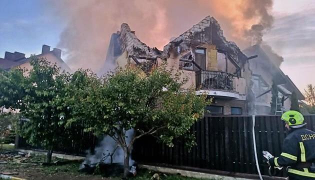 MENAFN's tweet photo. Aftermath Of Russian Attacks Recorded In Four Districts Of Kyiv Region #Aftermath #Russian #Attacks #Recorded #Four #Districts #Kyiv #Region #USA #Russia #Biden #Ukraine #War #Palestine #Gaza #Israel # https://t.co/8xfE6vI9kP https://t.co/AGLHxOBC8c
