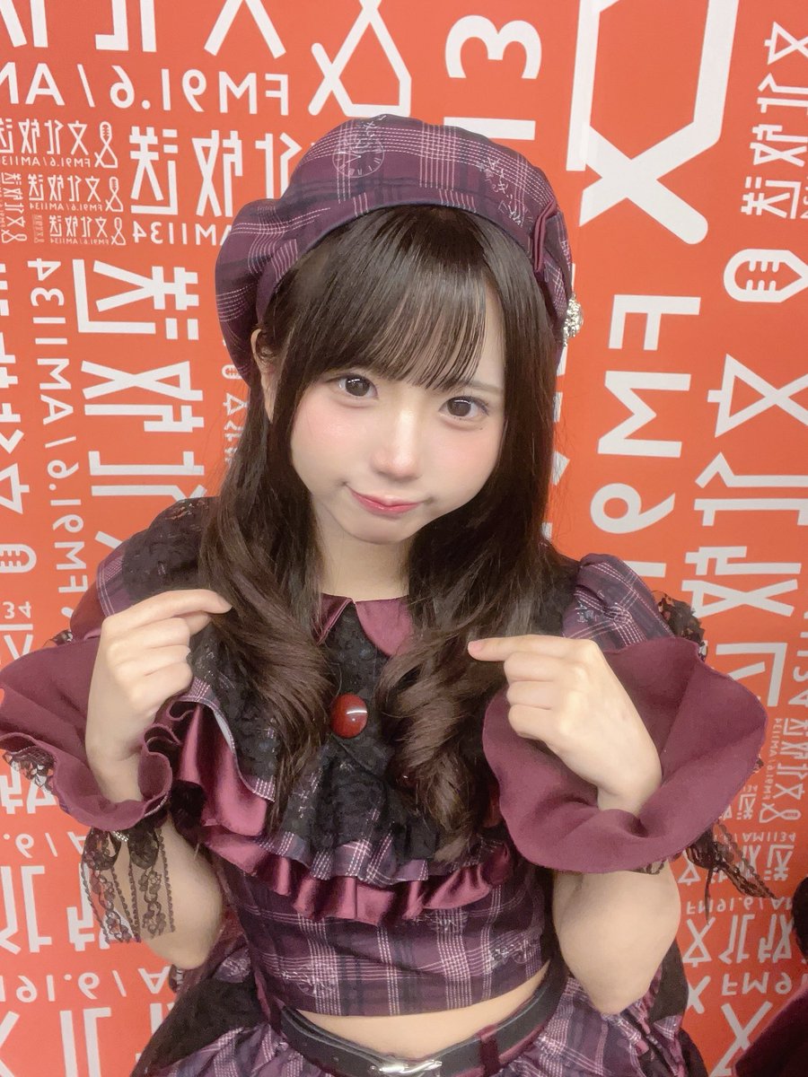 ksan_ama's tweet photo. 本日は『idolLove You🎵-On Stage QR-vol.1』ありがとうございました🌧 ᐝ

イエロー担当 杏子あまです⸜🐣⸝

台風で悪天候の中会いに来てくれてありがとう( ꜆ᵒ̴̶̷̥́ ‧̫ ᵒ̴̶̷̣̥̀ )꜆💧
きょうははじめてベレー帽かぶってみたよ♪
雨の日に「Grass Drops」を披露できてとってもうれしかったです⋆* https://t.co/1Ql7ympkjl