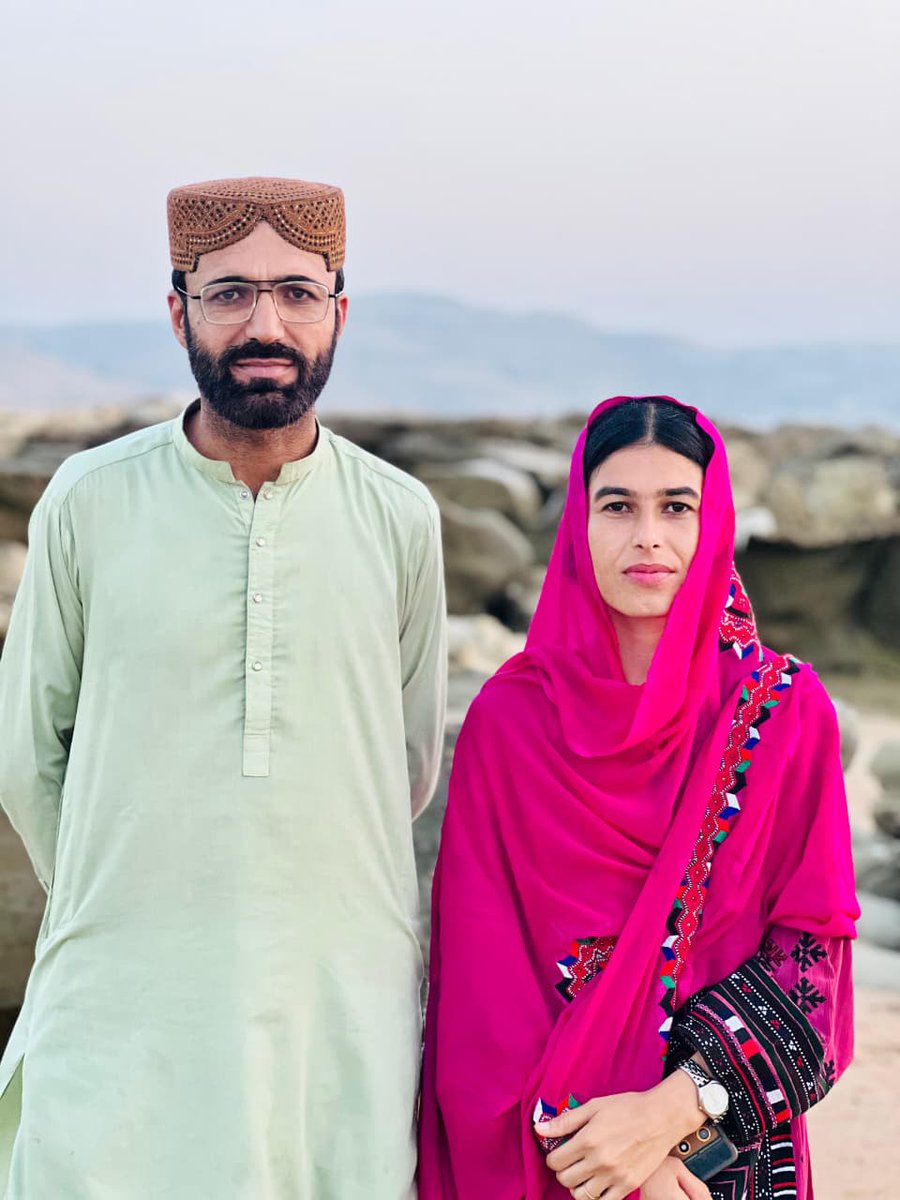 MABTaylor's tweet photo. Dad Shah was forcibly disappeared on 21 April. His family faced harassment when they spoke out.
I call on @MuradAliShahPPP and @SindhCMHouse @PresOfPakistan , @AAliZardari to reveal his fate, ensure his safety, and end reprisals. #EndEnforcedDisappearances https://t.co/CpdYDKrp0J