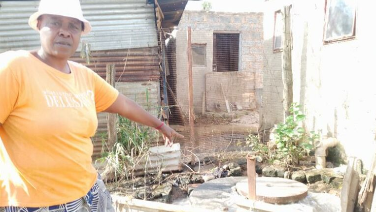 BQuarterly's tweet photo. Residents of Mokgoba have had enough. Raw sewage, flooded roads, potholes, and years of poor service delivery continue to put lives and health at risk. Communities deserve dignity, safe roads, and proper sanitation. #ServiceDelivery #Ekurhuleni #Infrastructure #SouthAfrica https://t.co/4IbahYKb1u