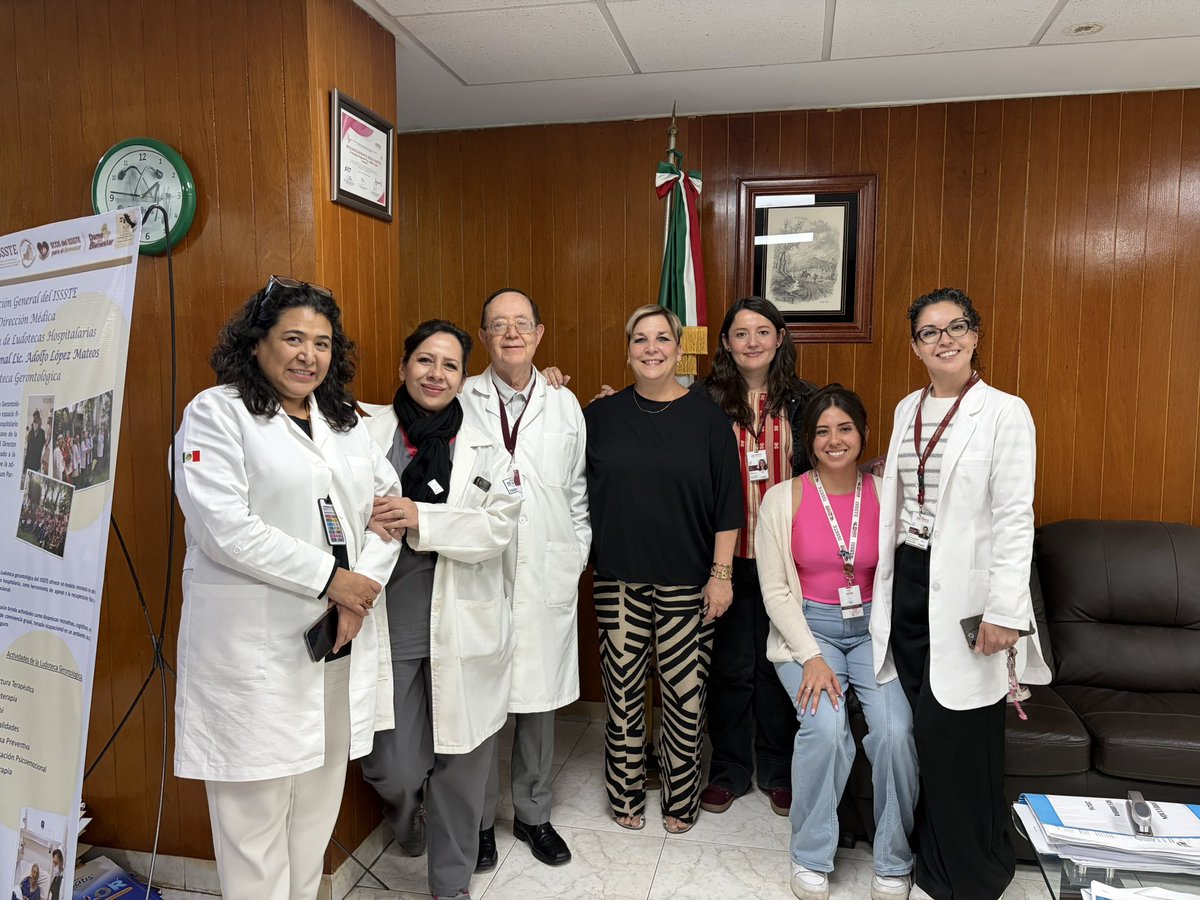 jesconejero's tweet photo. Visitamos el HR López Mateos junto al Gobierno de la Ciudad para avanzar en la mejora del entorno. 

#CoordinacióndeAsesorasyAsesores 💯 📊
#ConcienciasISSSTE 🧠🔬
#QuéBonitoEsTransformar ✨🌱
#TratoDignoResolutivo 💞🤲

@ISSSTE_mx  @martibatres https://t.co/t5wKtox50Z