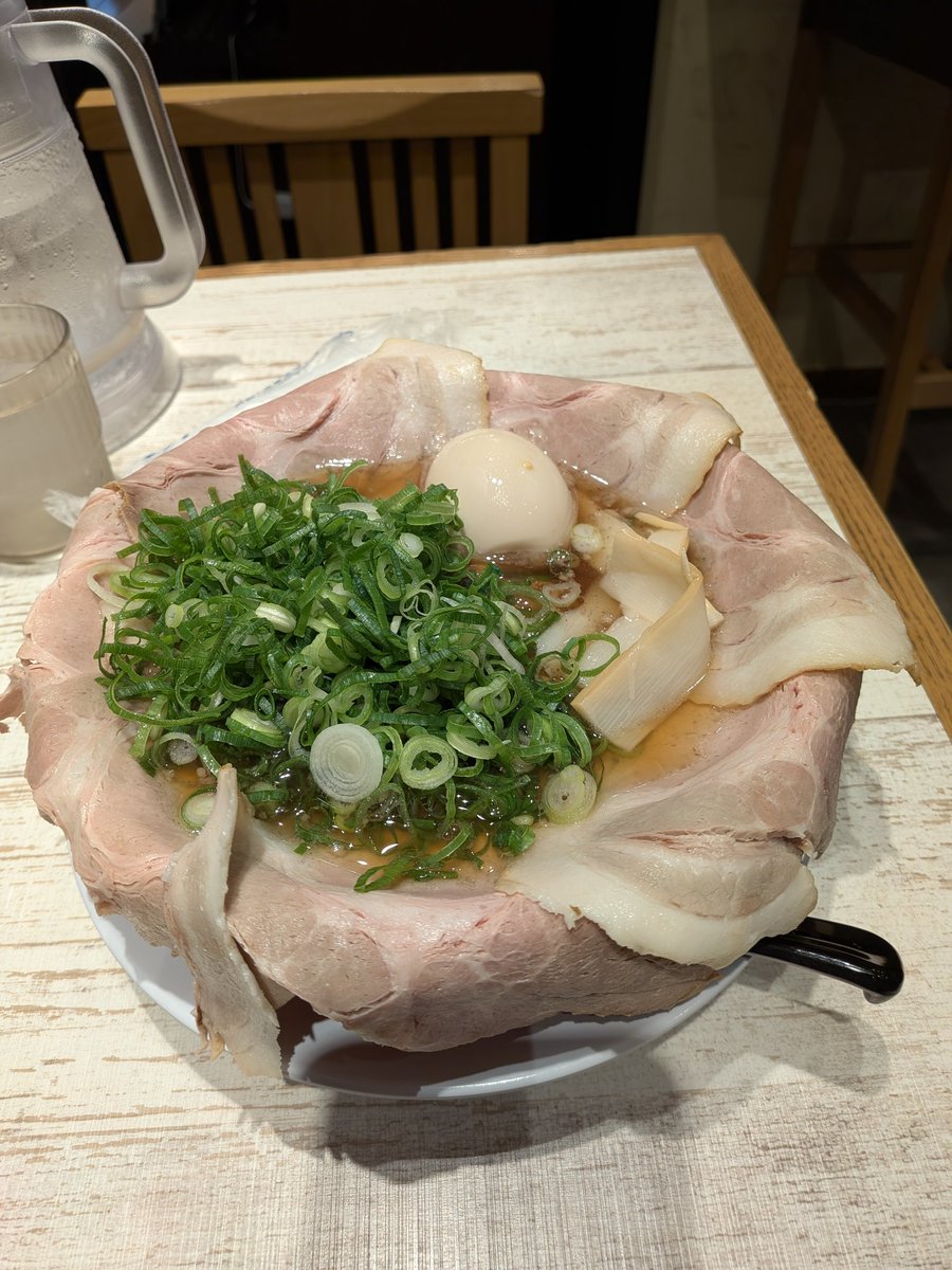 OTAYOKO's tweet photo. PC壊れてから１週間。未だに直りません。ってか、もう多分直りません。私のウン十年の活動の記録がキレイさっぱり消えました。ゼロからの再出発です。誰かが見覚えのある芸風の資料を使ってるのを見る度「資料ください」という変な人です。ニコちゃんマークの可愛い資料にピンときたらご一報ください。 https://t.co/jdFXOcSUMf