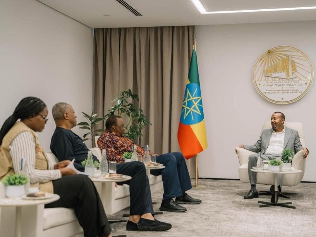 EllalaDebissa's tweet photo. @AbiyAhmedAli  praised the efforts of the #AU Election Observation Mission and its leader, Uhuru Kenyatta, in supporting the electoral process. https://t.co/edbU3T26sp